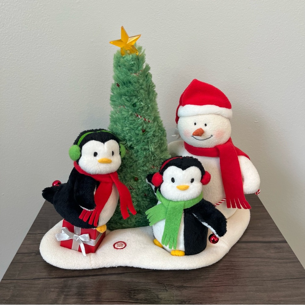 Hallmark Jingle Pals Very Merry Trio Musical Penguins Snowman Animated Singing